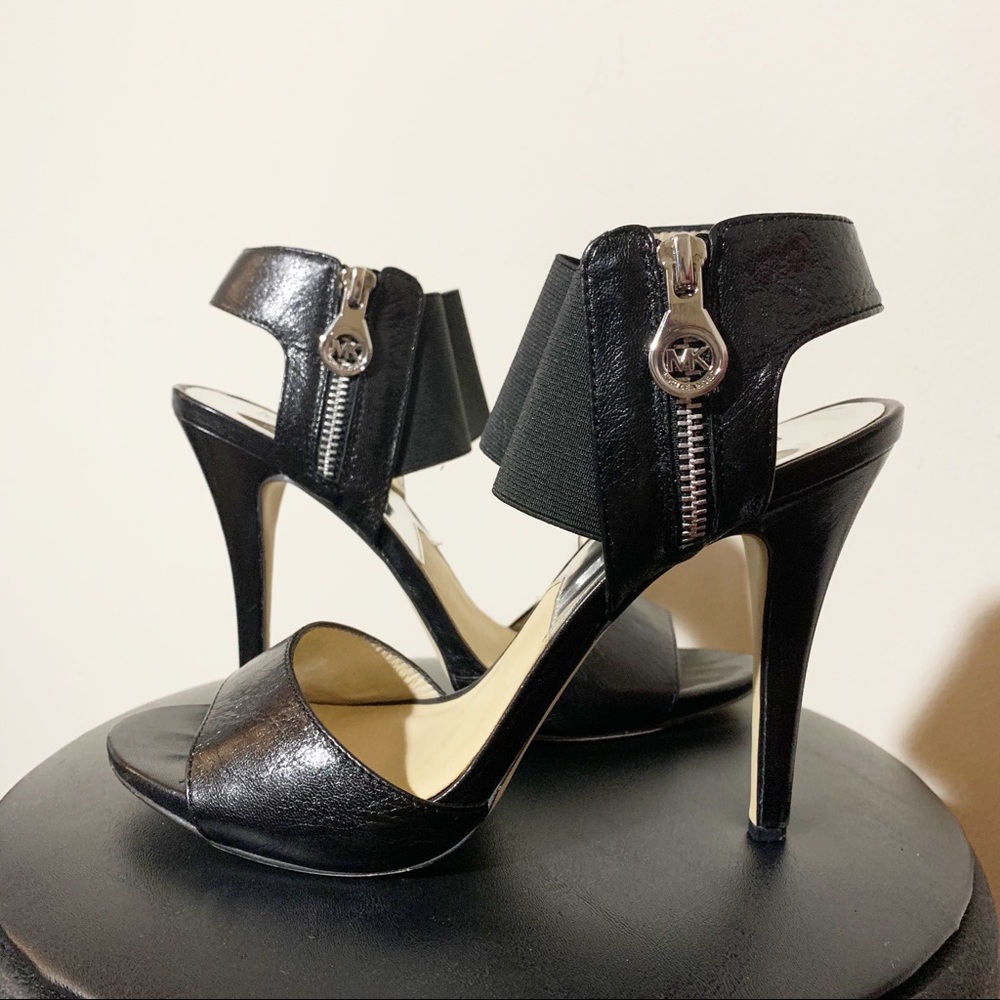 MICHAEL KORS Ankle Wrap Strappy Stiletto Heels